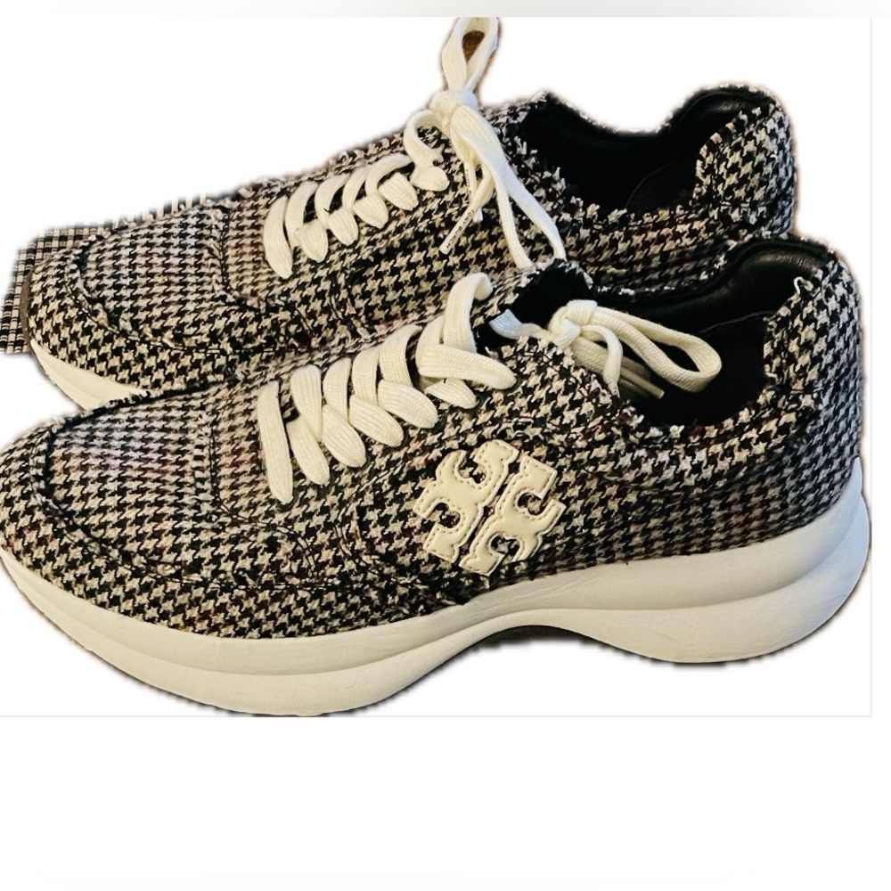 Tory Burch NEW Peppita Black and White Sneakers